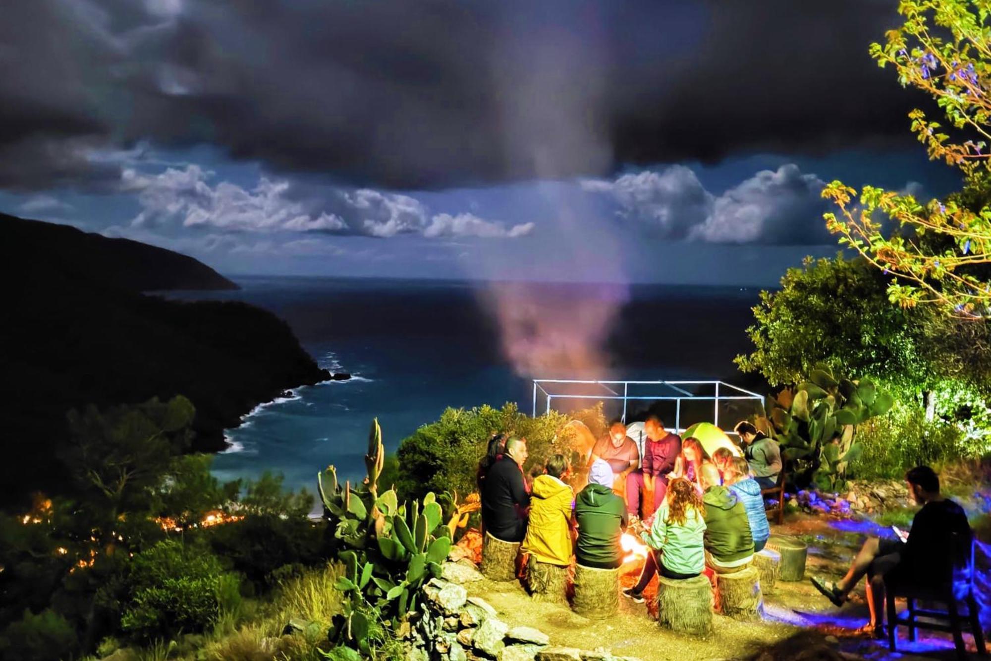 Fullmoon Camp Villa Faralya Bagian luar foto